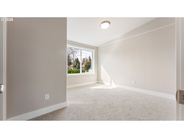 9408 N ST. LOUIS Ave, Portland, OR 97203