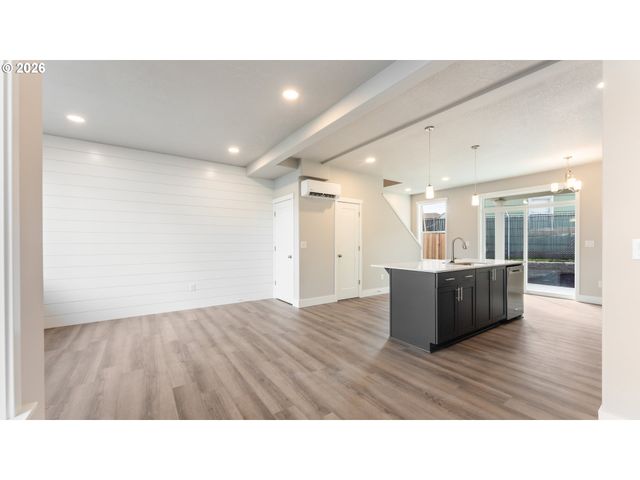 9408 N ST. LOUIS Ave, Portland, OR 97203