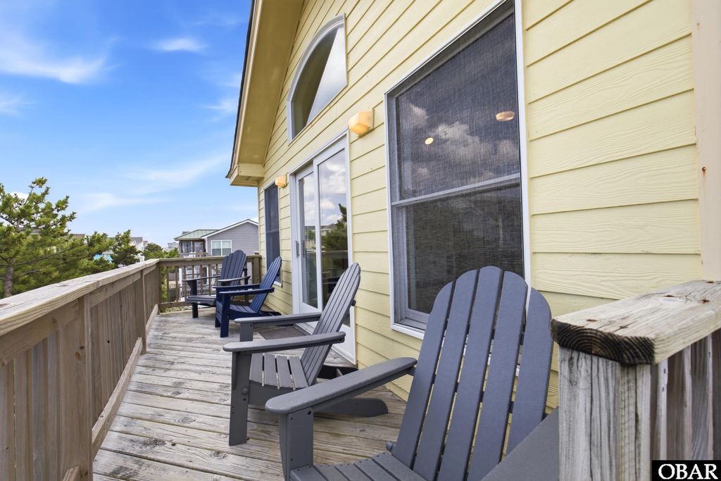 Image 12 of property listing at 726 Spinnaker Arch Lot 61, Corolla, NC 27927