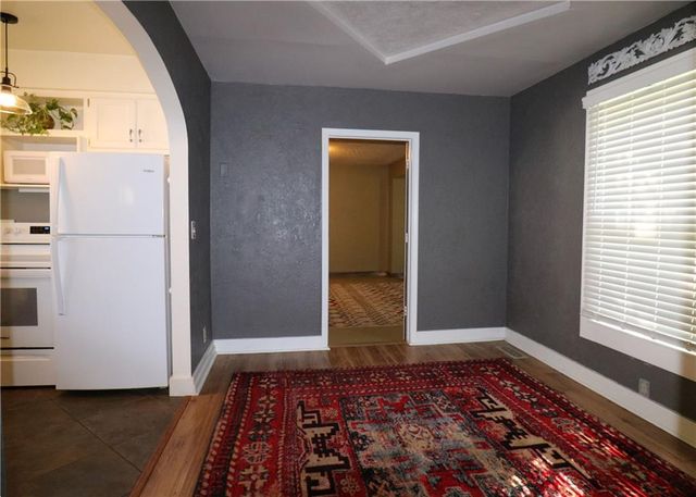 301 W Washington Street, Harrisonville, MO 64701