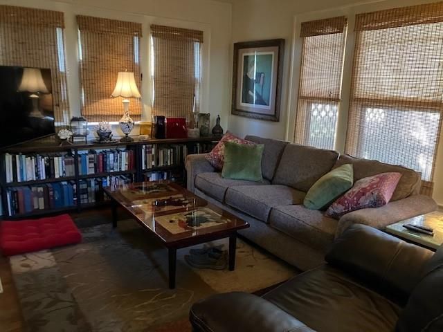 301 W Washington Street, Harrisonville, MO 64701