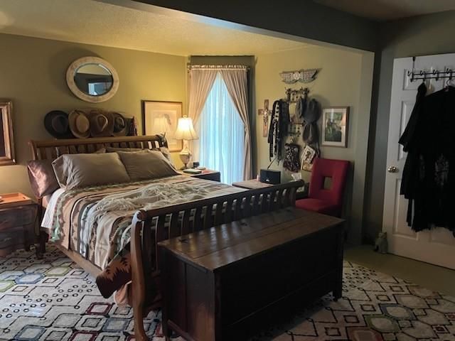 301 W Washington Street, Harrisonville, MO 64701