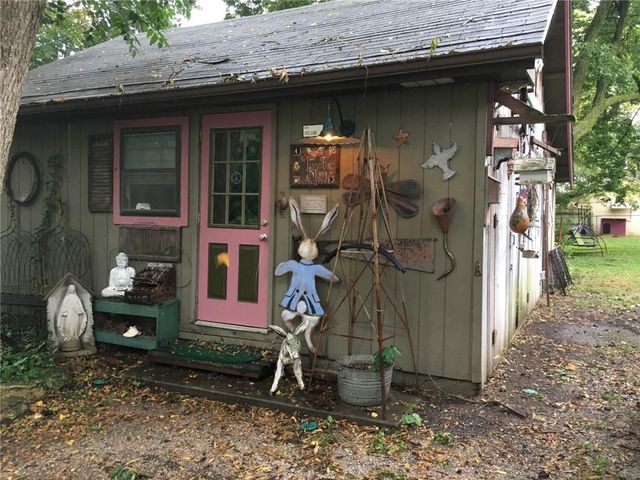 301 W Washington Street, Harrisonville, MO 64701