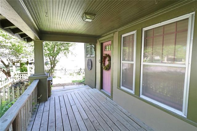 301 W Washington Street, Harrisonville, MO 64701