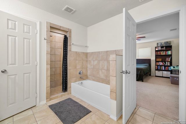 17 oak, San Antonio, TX 78216