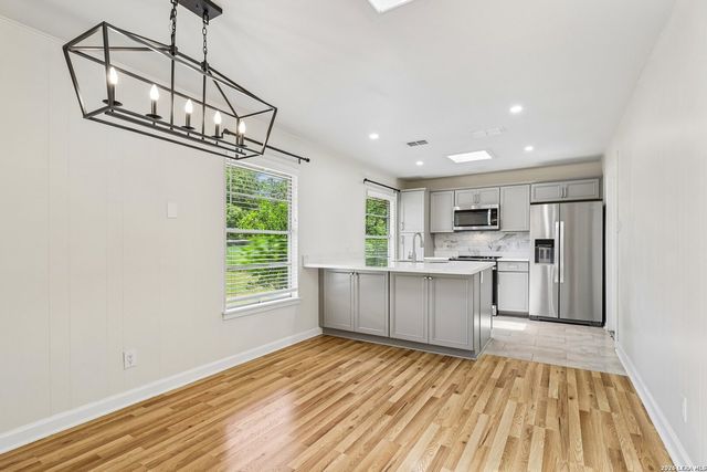 614 CORONET ST, San Antonio, TX 78216
