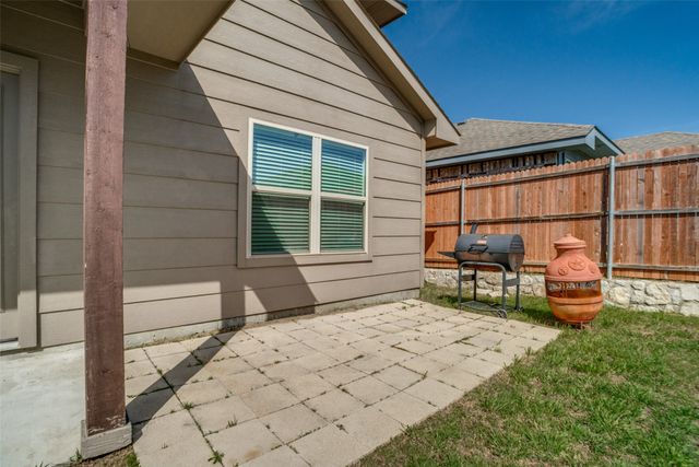 2209 Hanover Street, Farmersville, TX 75442