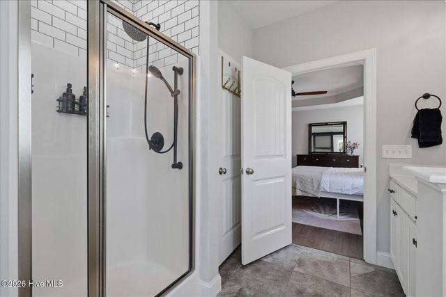 5008 Laurenbridge Lane, Wilmington, NC 28409