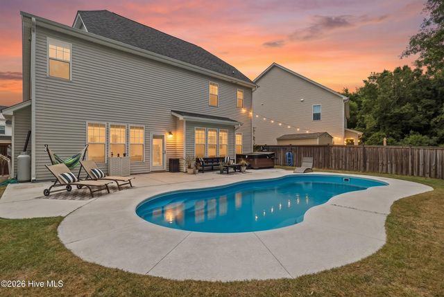 5008 Laurenbridge Lane, Wilmington, NC 28409
