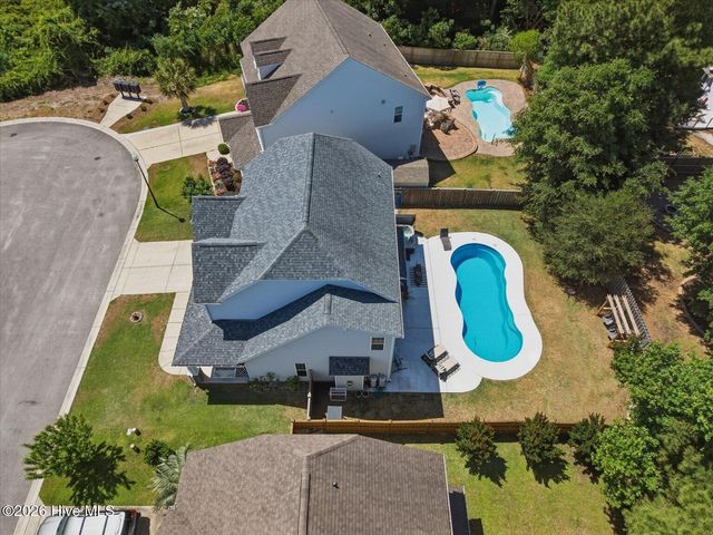 5008 Laurenbridge Lane, Wilmington, NC 28409