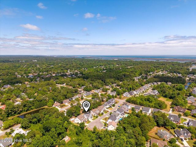 5008 Laurenbridge Lane, Wilmington, NC 28409