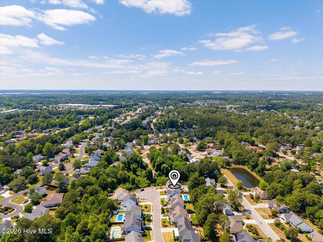 5008 Laurenbridge Lane, Wilmington, NC 28409