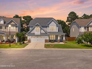 5008 Laurenbridge Lane, Wilmington, NC 28409