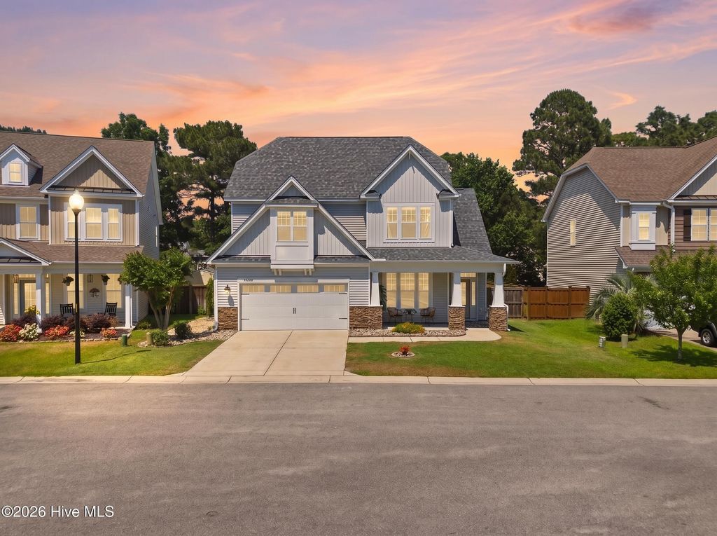 5008 Laurenbridge Lane, Wilmington, NC 28409