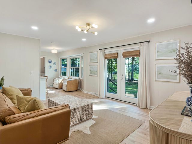 868 Melrose Drive, Charleston, SC 29414