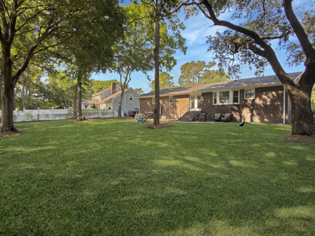 868 Melrose Drive, Charleston, SC 29414