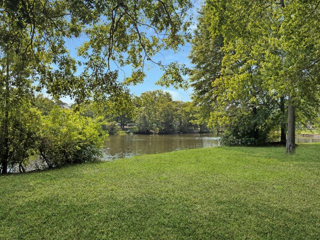 868 Melrose Drive, Charleston, SC 29414