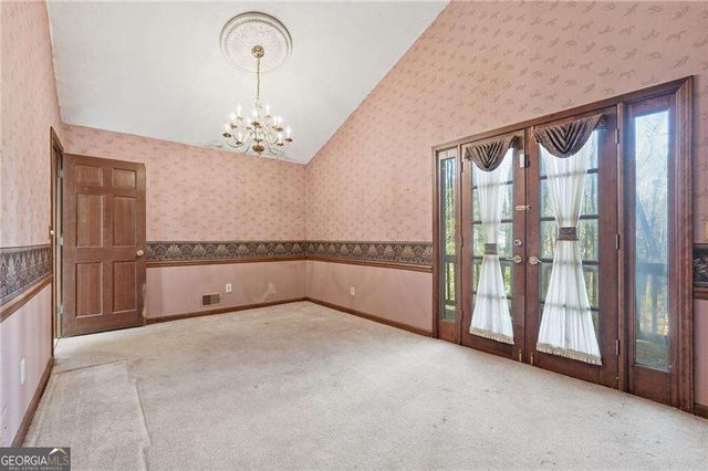 1091 Cole Drive SW, Lilburn, GA 30047