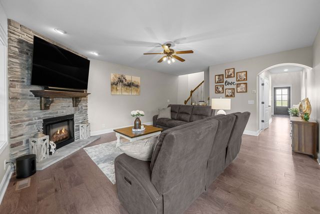 241 Allie Kat Way, Clarksville, TN 37042