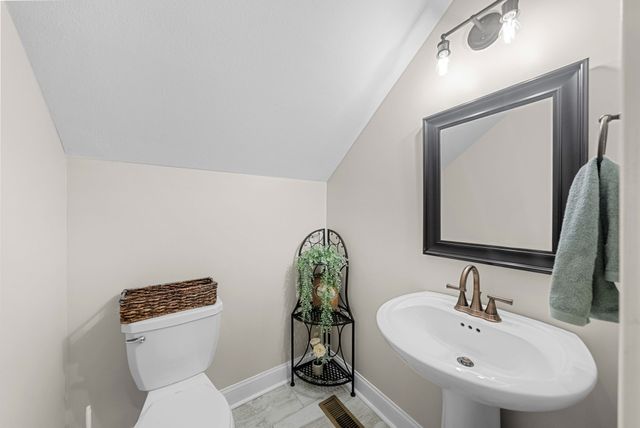 241 Allie Kat Way, Clarksville, TN 37042
