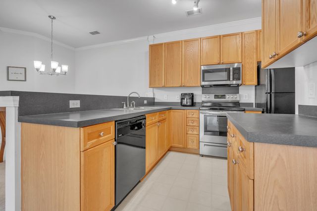 305 Pickering Lane, Charleston, SC 29414