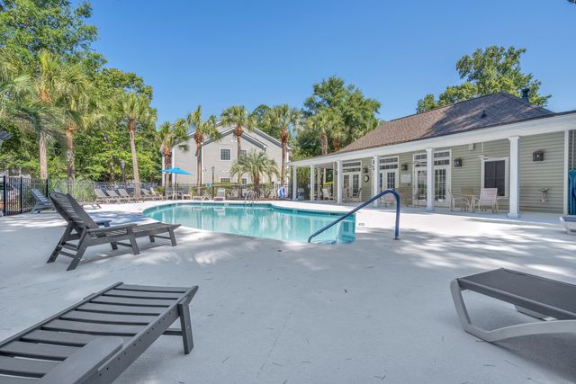 305 Pickering Lane, Charleston, SC 29414