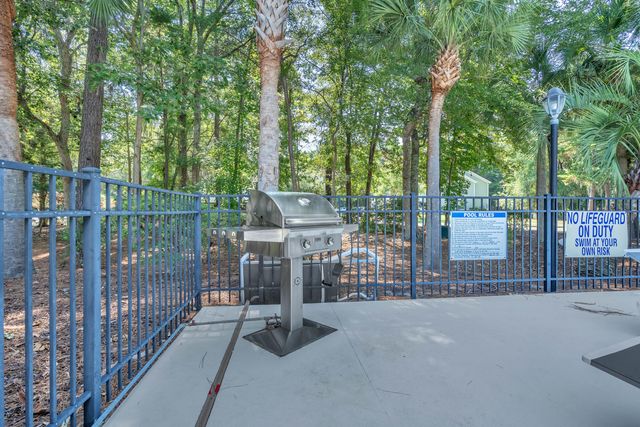 305 Pickering Lane, Charleston, SC 29414