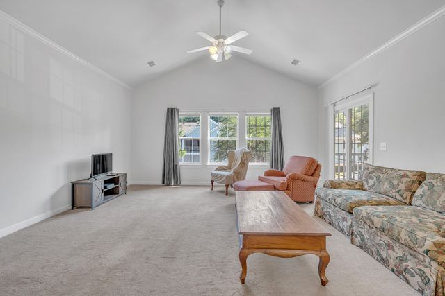 305 Pickering Lane, Charleston, SC 29414