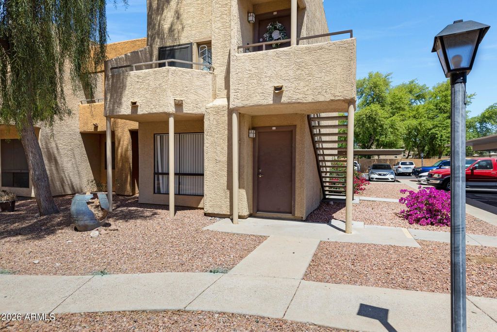 11640 N 51ST Avenue 143, Glendale, AZ 85304