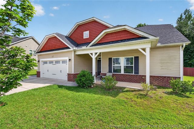 346 Bridgehaven Drive, Raeford, NC 28376