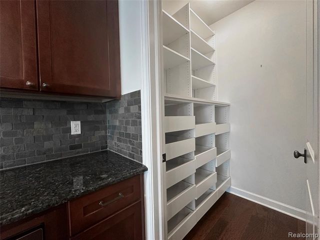 1555 Ruffner Avenue, Birmingham, MI 48009