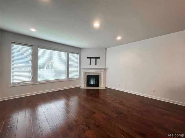 1555 Ruffner Avenue, Birmingham, MI 48009