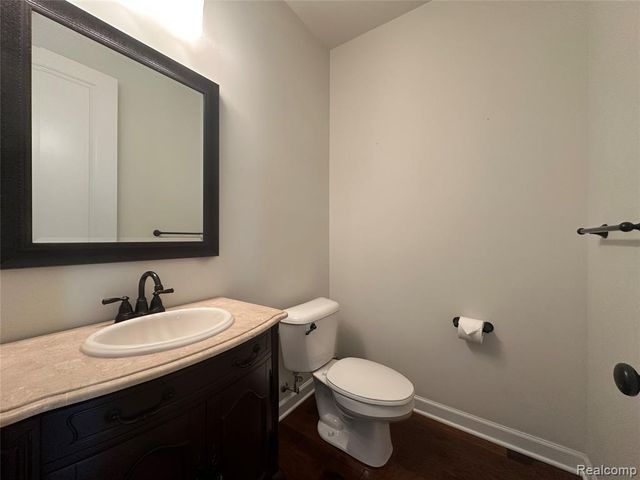 1555 Ruffner Avenue, Birmingham, MI 48009