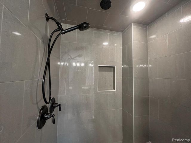 1555 Ruffner Avenue, Birmingham, MI 48009