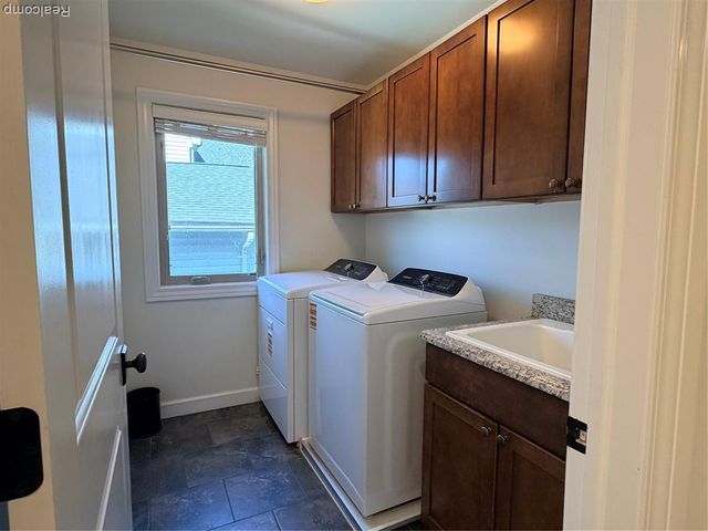 1555 Ruffner Avenue, Birmingham, MI 48009