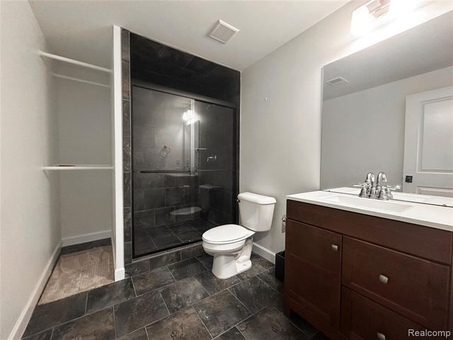 1555 Ruffner Avenue, Birmingham, MI 48009