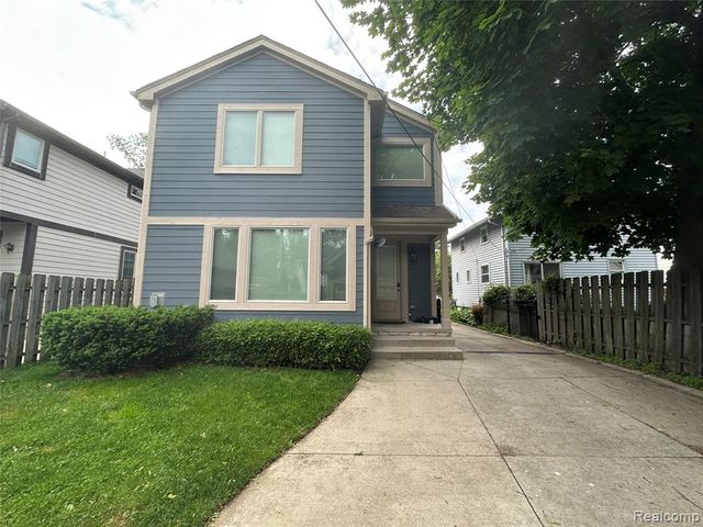 1555 Ruffner Avenue, Birmingham, MI 48009