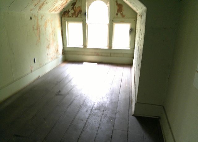 958 W William Street, Decatur, IL 62522