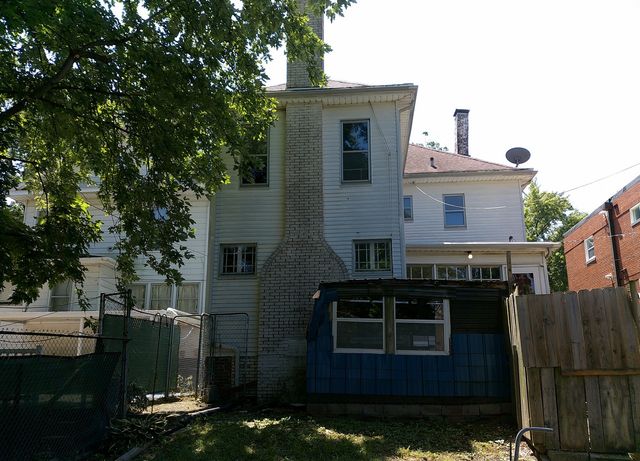 958 W William Street, Decatur, IL 62522