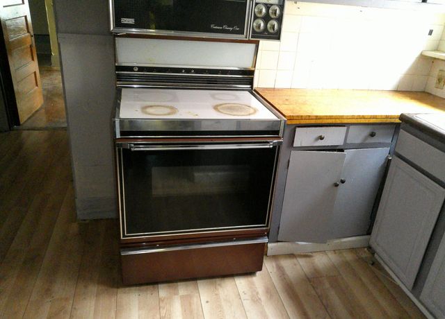 958 W William Street, Decatur, IL 62522