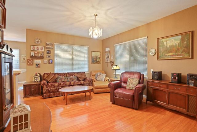 2394 Tea Rose St, Turlock, CA 95382