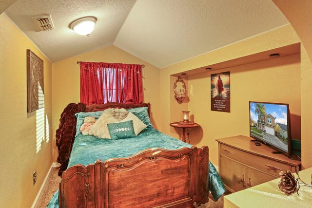 2394 Tea Rose St, Turlock, CA 95382