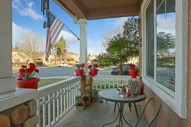 2394 Tea Rose St, Turlock, CA 95382