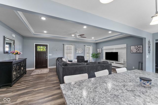 1756 Bell Ford Drive W, Seymour, IN 47274