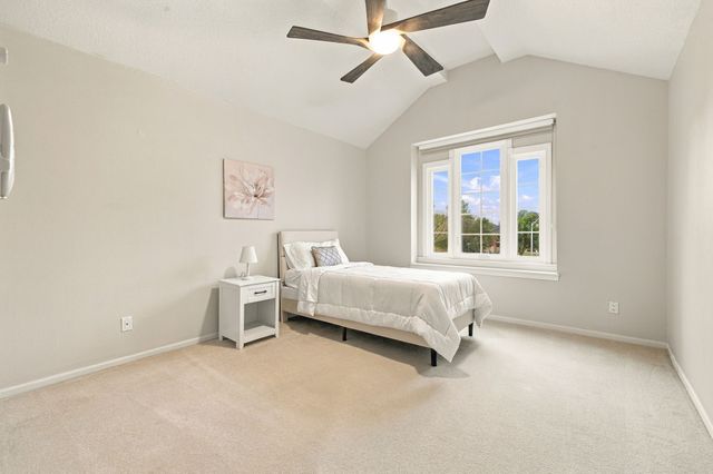 2701 NE Briarwood Court, Ankeny, IA 50021