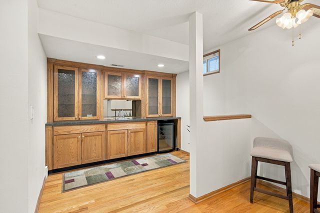 2701 NE Briarwood Court, Ankeny, IA 50021