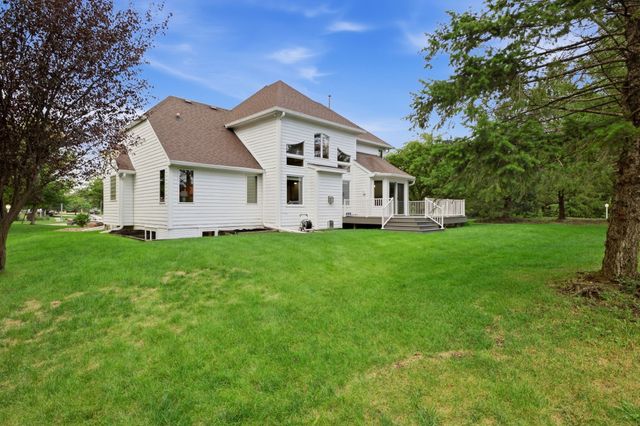 2701 NE Briarwood Court, Ankeny, IA 50021