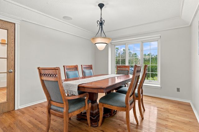 2701 NE Briarwood Court, Ankeny, IA 50021
