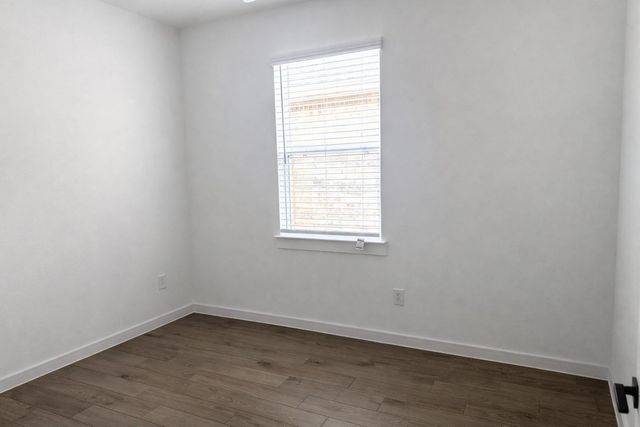 8438 Bay Ridge Circle, Baytown, TX 77523