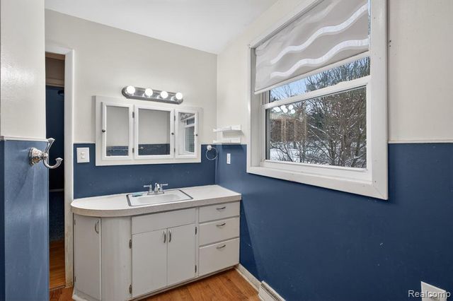 20463 Waubascon Road, Battle Creek, MI 49017